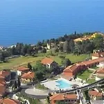 Ξενοδοχείο με διαμερίσματα Beuca Cogoleto
