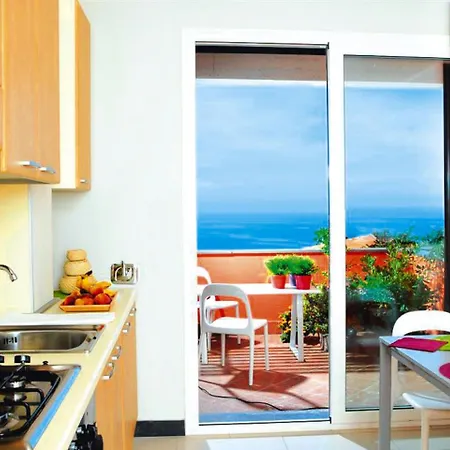 Apartmanhotel Beuca 4*