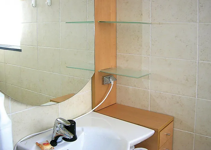 Ξενοδοχείο με διαμερίσματα Beuca Cogoleto