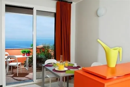 Beuca Ξενοδοχείο με διαμερίσματα 4*