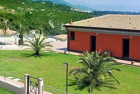 Beuca Apartahotel