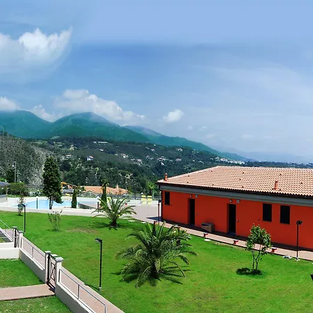 Beuca Apartahotel