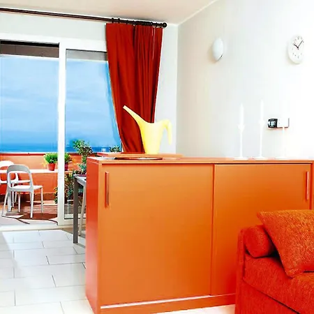 Beuca Apartahotel