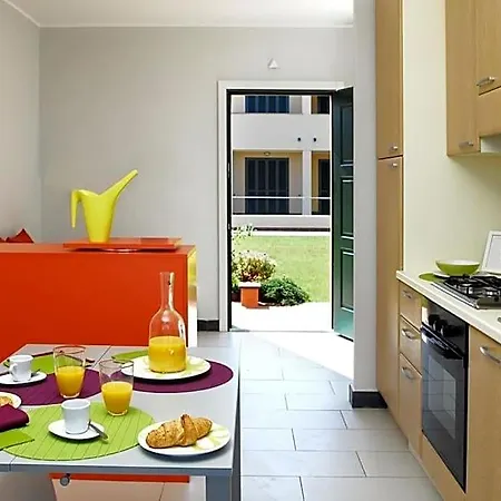 Beuca Apartahotel