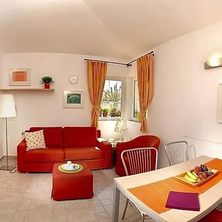 Beuca Apartahotel