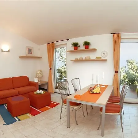 Aparthotel Beuca