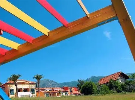 Beuca Apartahotel