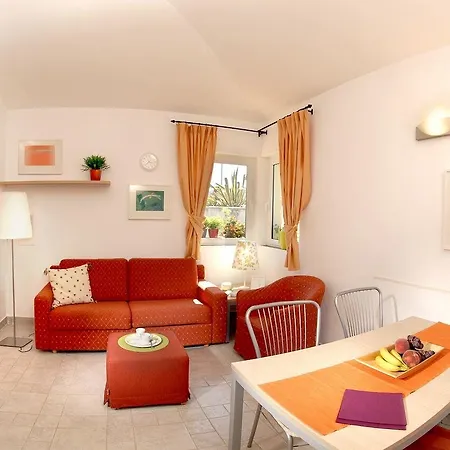 Aparthotel Beuca 3*