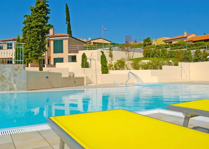 Apart-hotel Beuca 4*